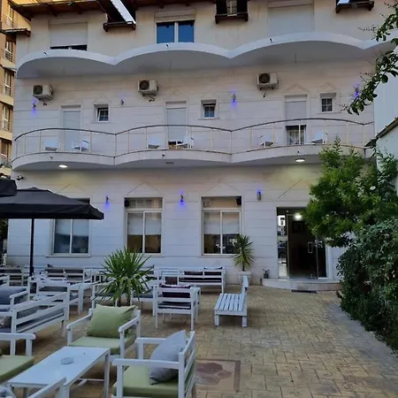 Hotel,bar& Restoran Adriatiku I Vjeter Shëngjin